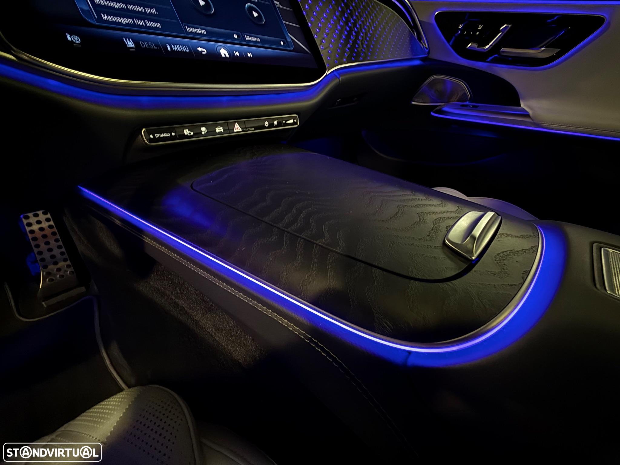 Mercedes-Benz E 300 Standard - 30