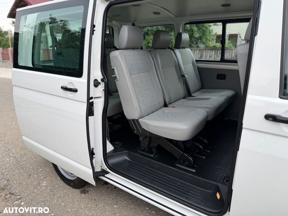 Volkswagen Transporter - 11