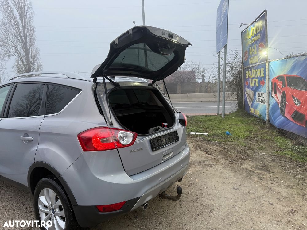 Ford Kuga 2.0 TDCi 4WD Powershift Titanium - 6