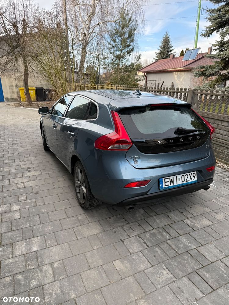 Volvo V40 T3 Summum - 4