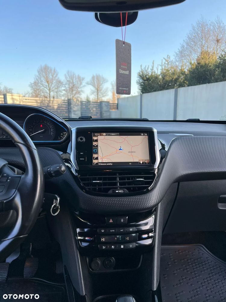 Peugeot 2008 1.2 Pure Tech Crossway S&S - 21