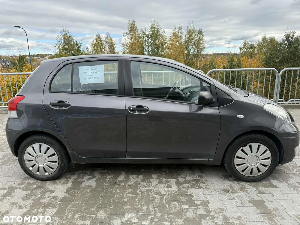 Toyota Yaris - 6