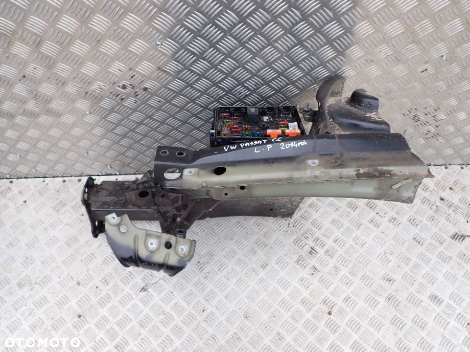 CWIARTKA LEWY PRZÓD PASSAT CC RADOM - 1