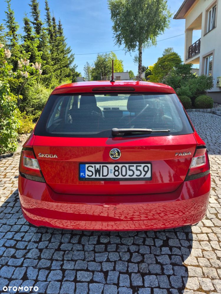 Skoda Fabia - 4