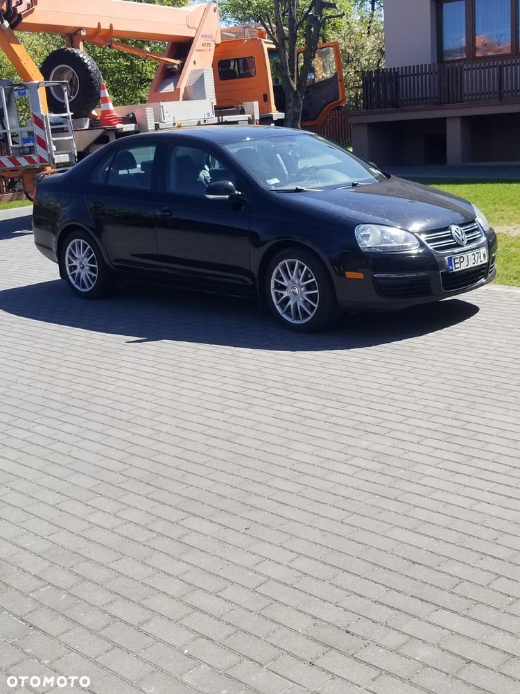 Volkswagen Jetta 2.0 Turbo FSI DSG Sportline - 1