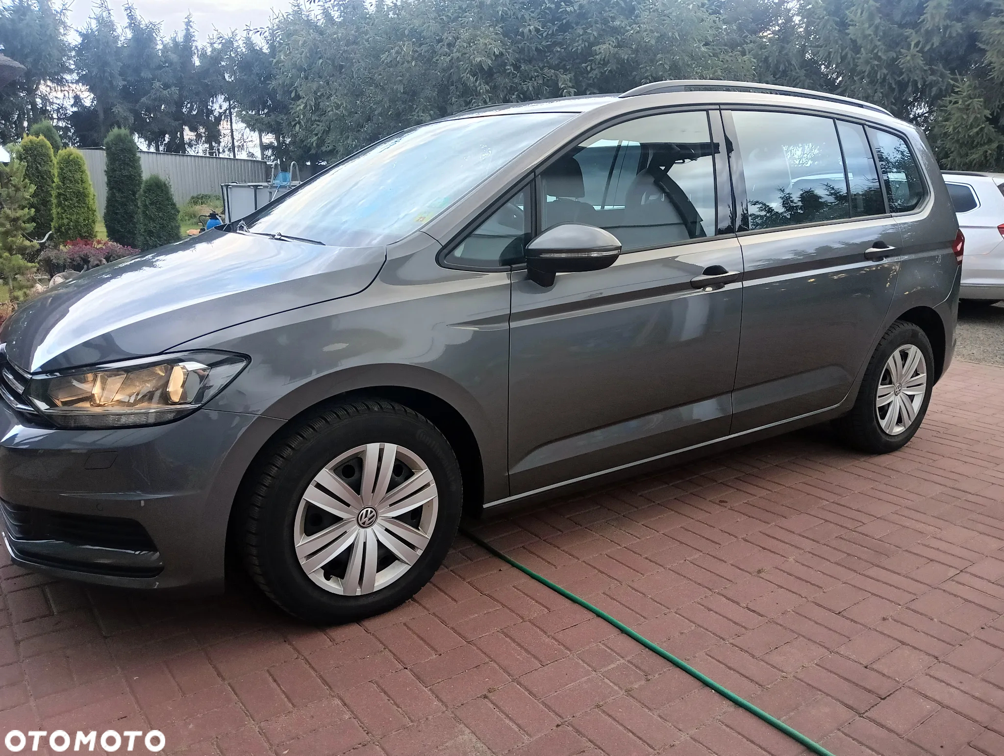 Volkswagen Touran 1.6 TDI SCR DSG Join - 20