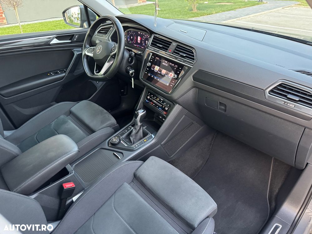 Volkswagen Tiguan 2.0 TDI SCR 4MOTION DSG Elegance - 10