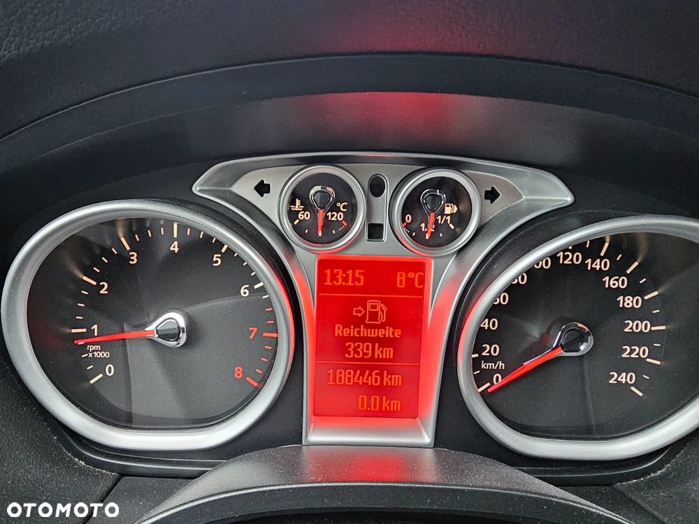 Ford Focus 1.6 16V Titanium - 34