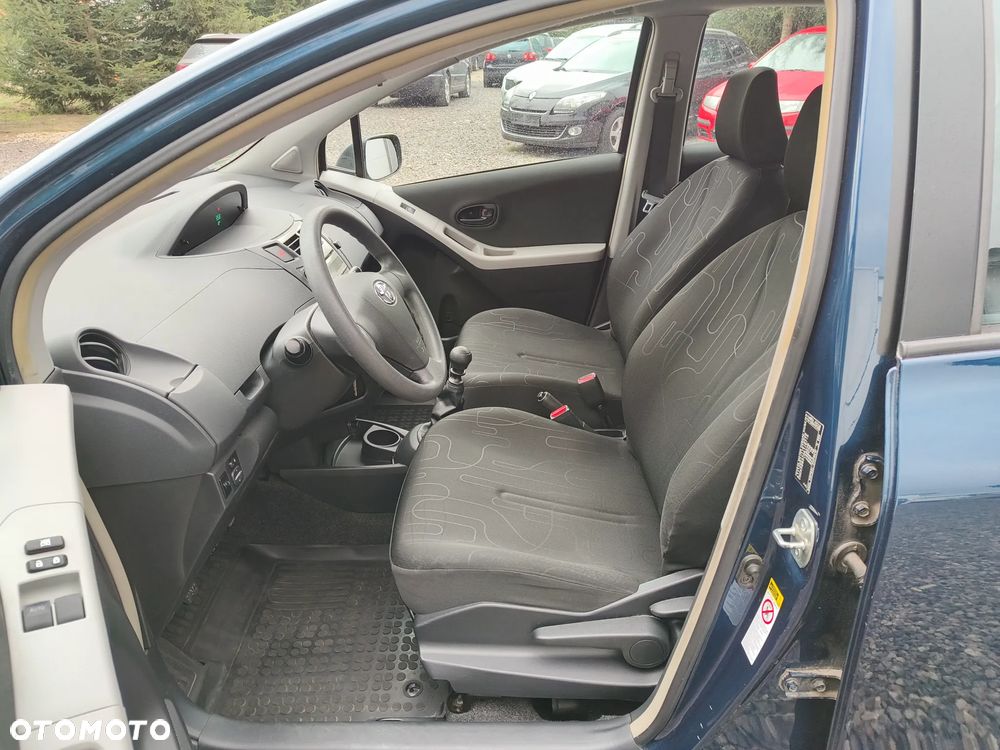 Toyota Yaris 1.33 VVT-i Comfort - 10