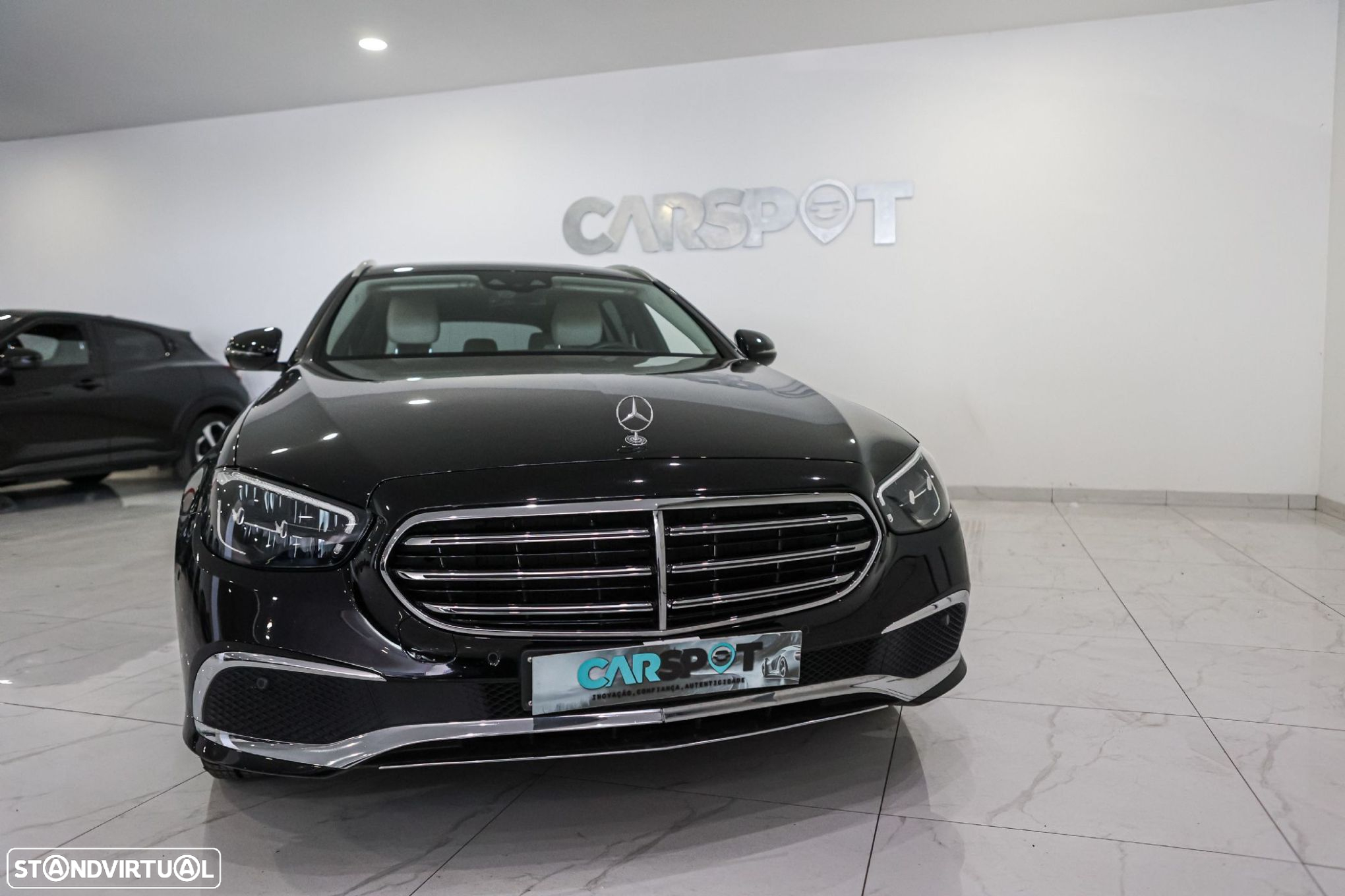 Mercedes-Benz E 300 de Exclusive Line 4Matic - 2