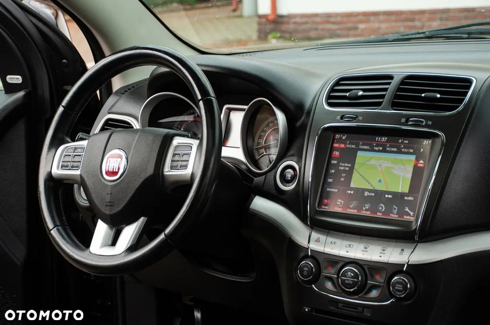 Fiat Freemont 2.0 Multijet 16V DPF Automatik Allrad Black Code - 22