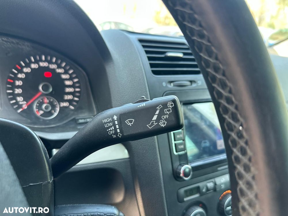 Volkswagen Golf 1.4 TSI Highline - 13