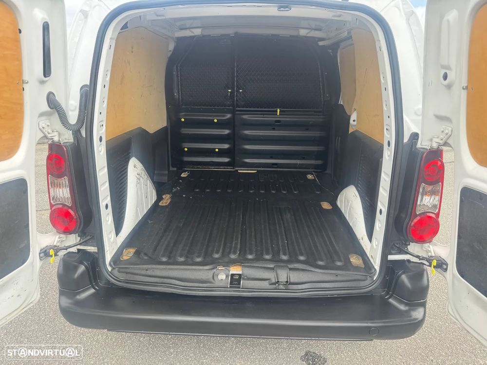 Peugeot Partner 1.6 Hdi 3 Lugares - 24