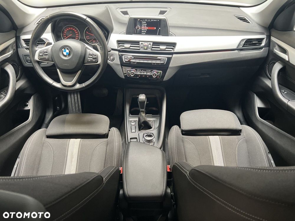BMW X1 xDrive18d Sport Line - 13