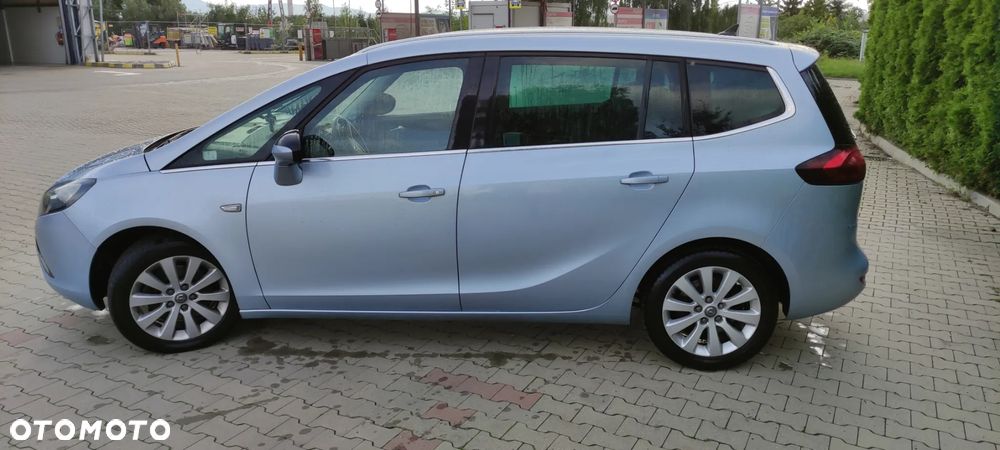Opel Zafira - 11
