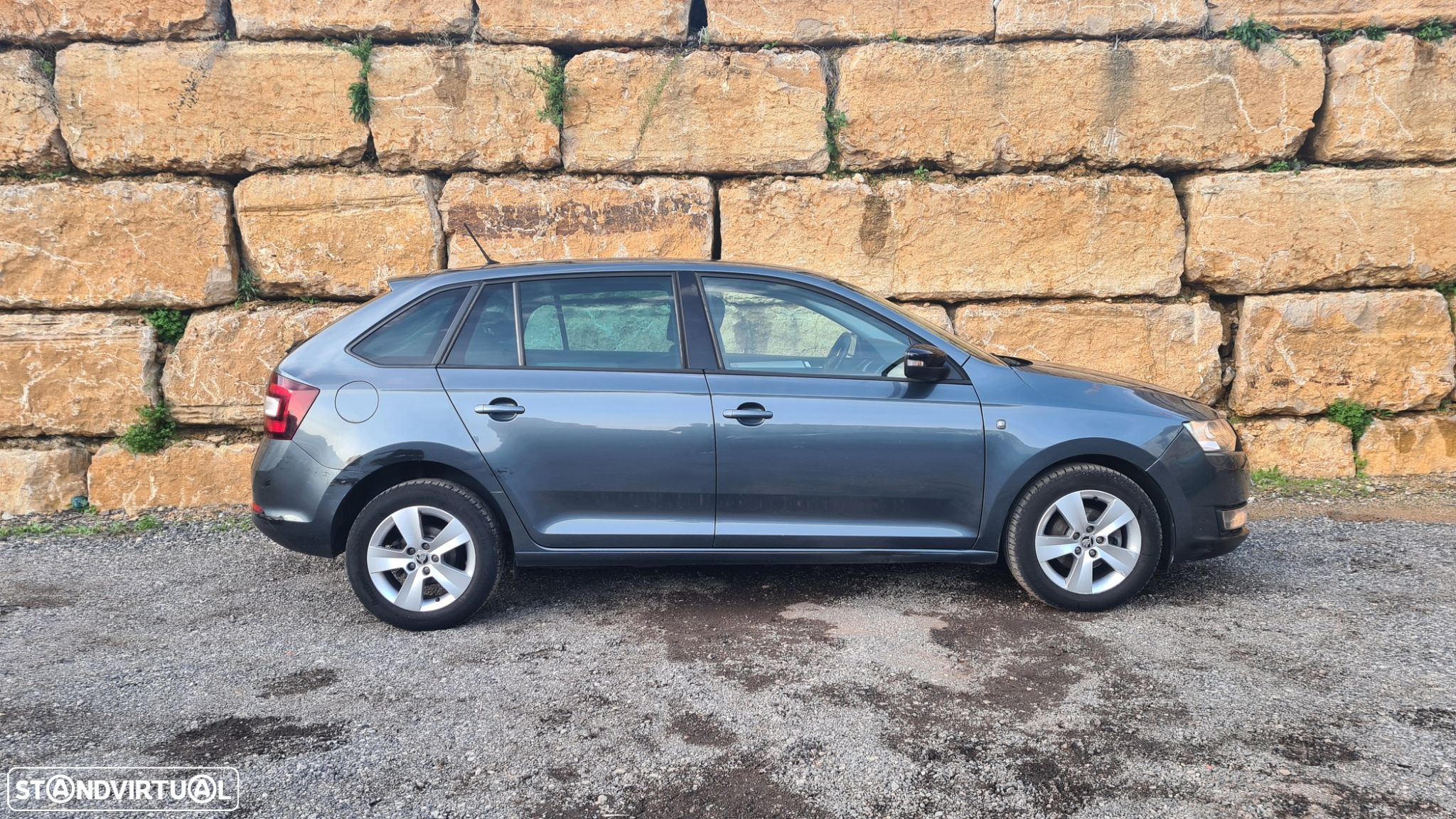 Skoda Rapid Spaceback 1.4 TDi Ambition - 4
