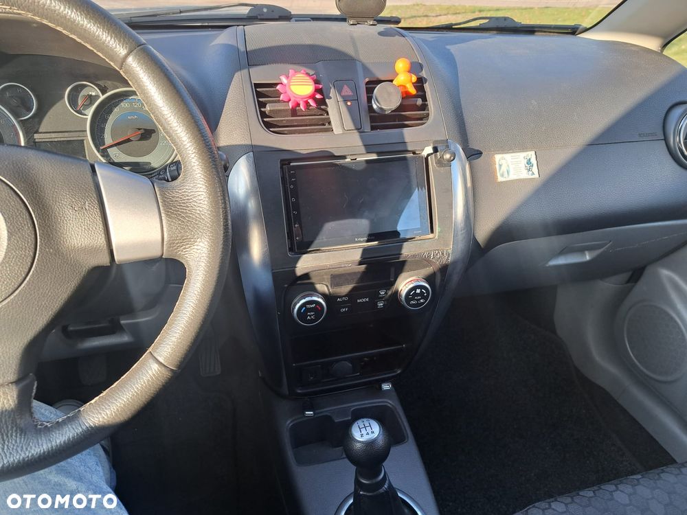 Suzuki SX4 1.6 Moonlight Edition 4WD - 11