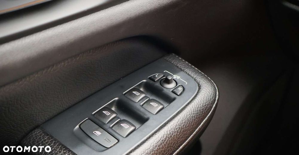 Volvo V60 - 25