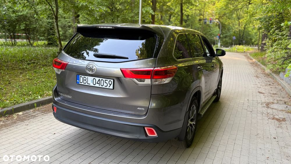 Toyota Highlander - 23