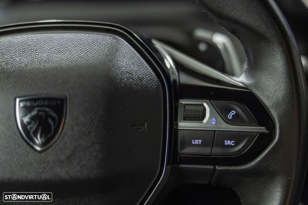 Peugeot 2008 1.2 PureTech Allure EAT8 - 20
