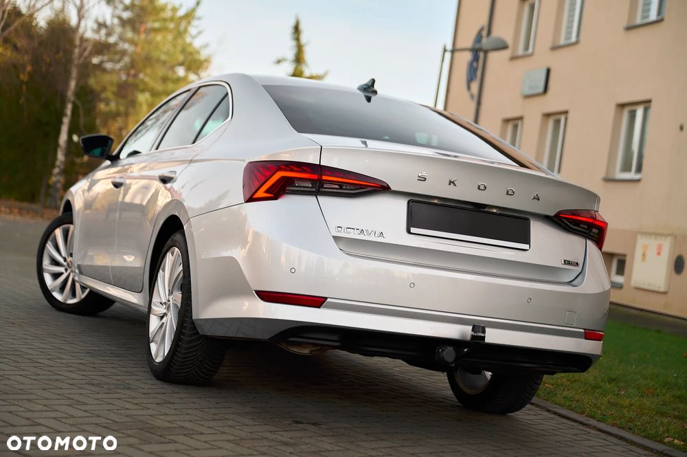 Skoda Octavia 1.5 TSI e-TEC DSG Selection Plus - 3