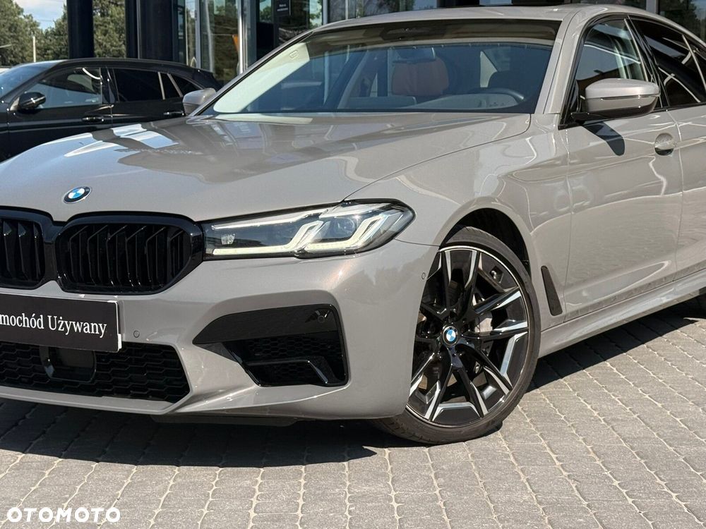 BMW Seria 5 530d xDrive mHEV Luxury Line - 32