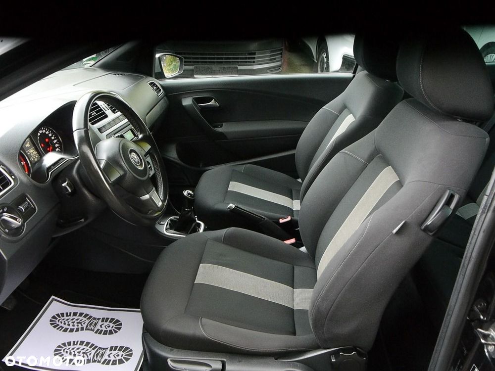 Volkswagen Polo 1.2 Comfortline - 31