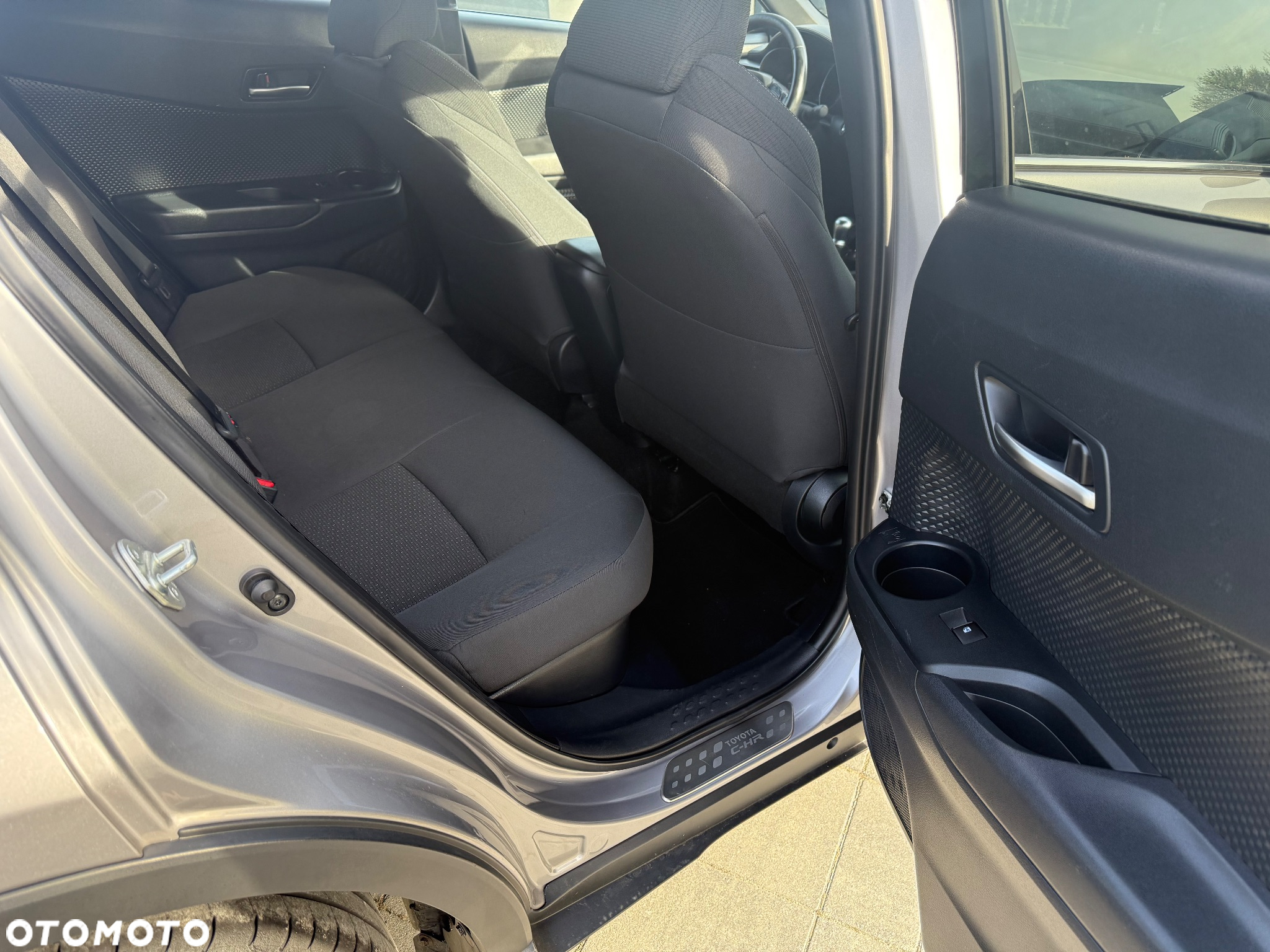 Toyota C-HR 1.8 Hybrid Comfort - 29