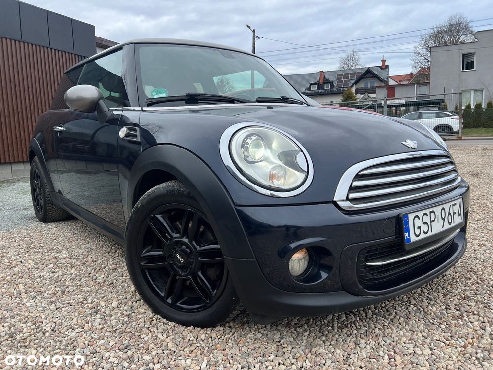 MINI Cooper 50 Mayfair - 14