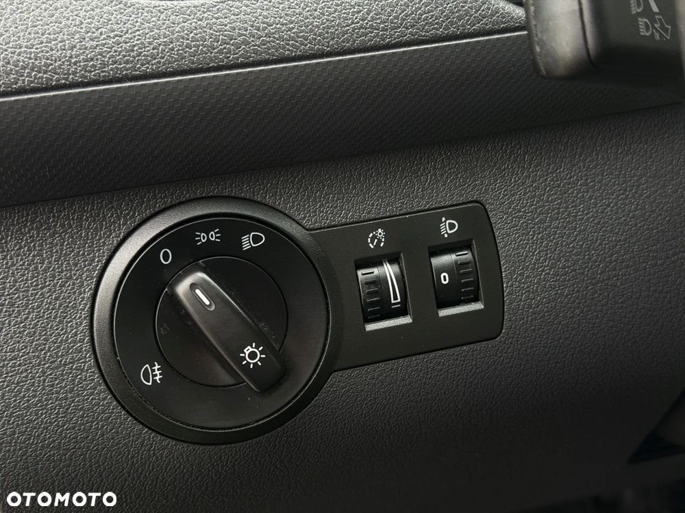Volkswagen Caddy - 19