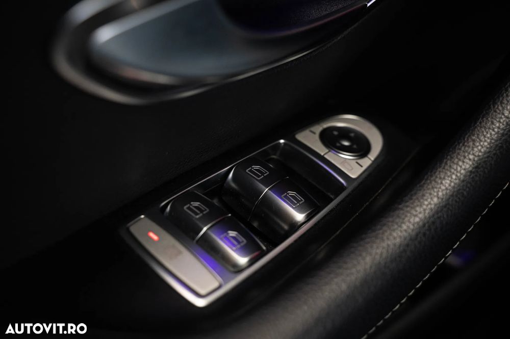 Mercedes-Benz E 300 9G-TRONIC AMG Line - 26