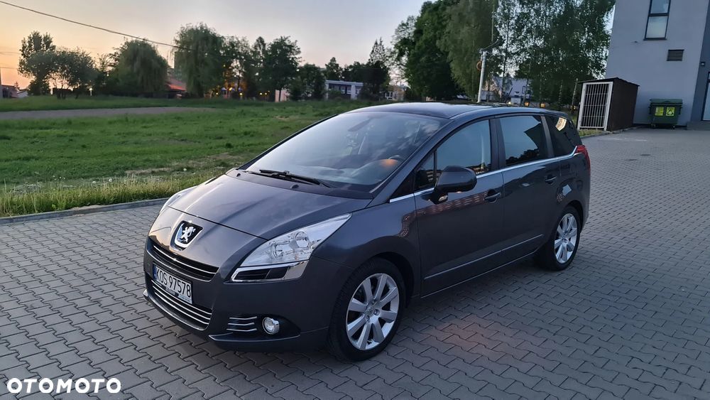 Peugeot 5008 1.6 THP Premium + - 33