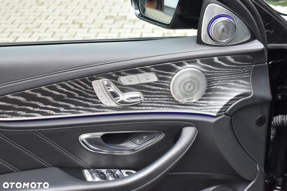 Mercedes-Benz Klasa E AMG 63 S 4-Matic+ - 15