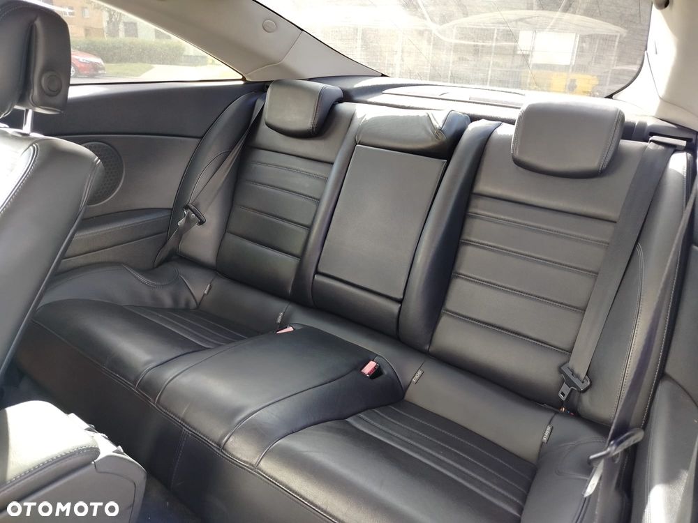 Renault Laguna 2.0 dCi FAP GT - 9