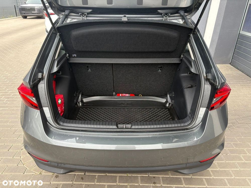 Skoda Fabia 1.0 Selection - 16