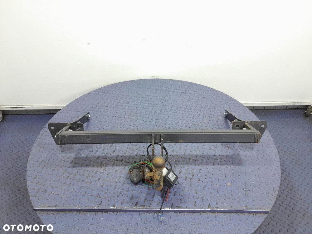 MERCEDES A W169 HAK HOLOWNICZY DO PRZYCZEPY 7 PIN - 1