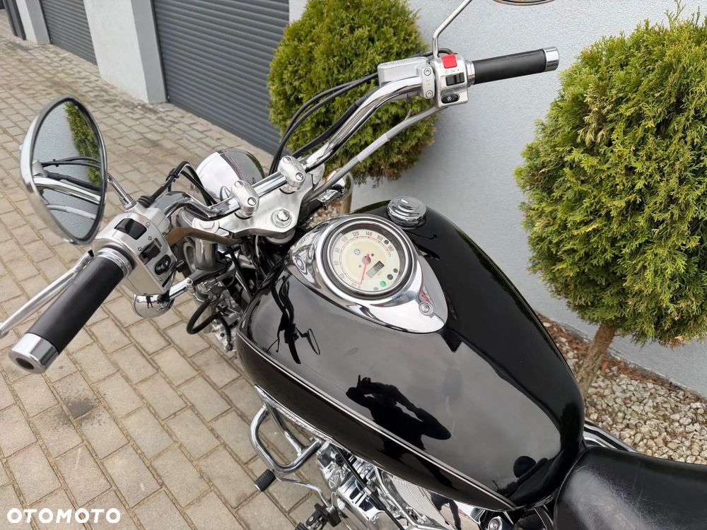Yamaha V Star - 32