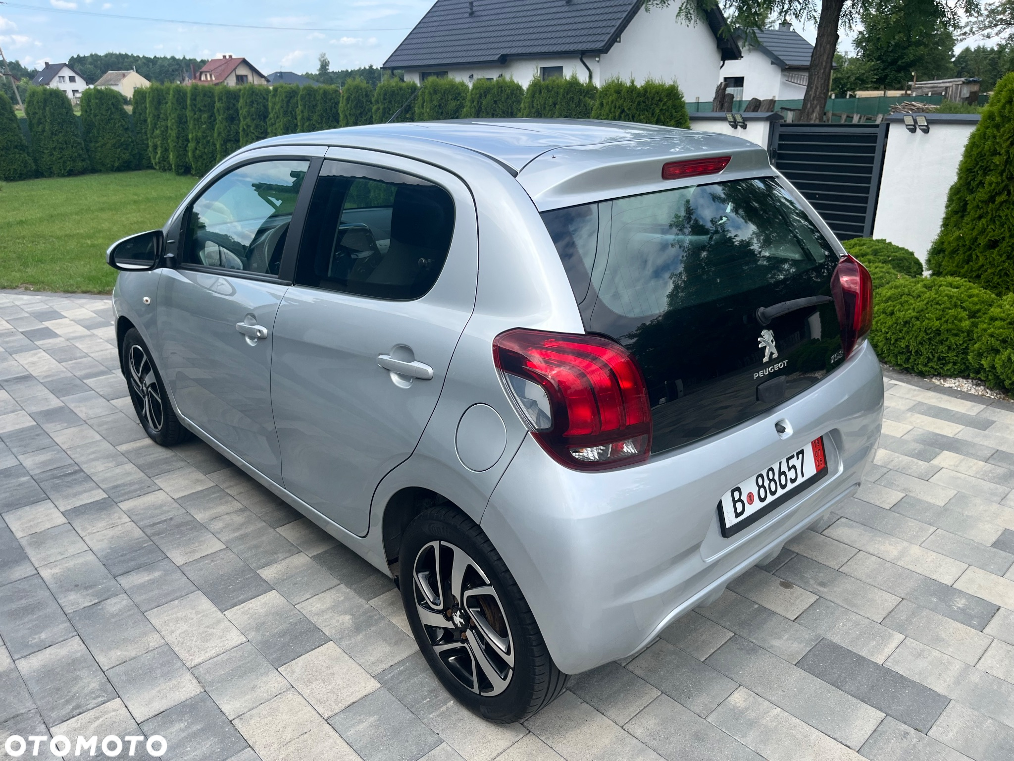 Peugeot 108 - 4