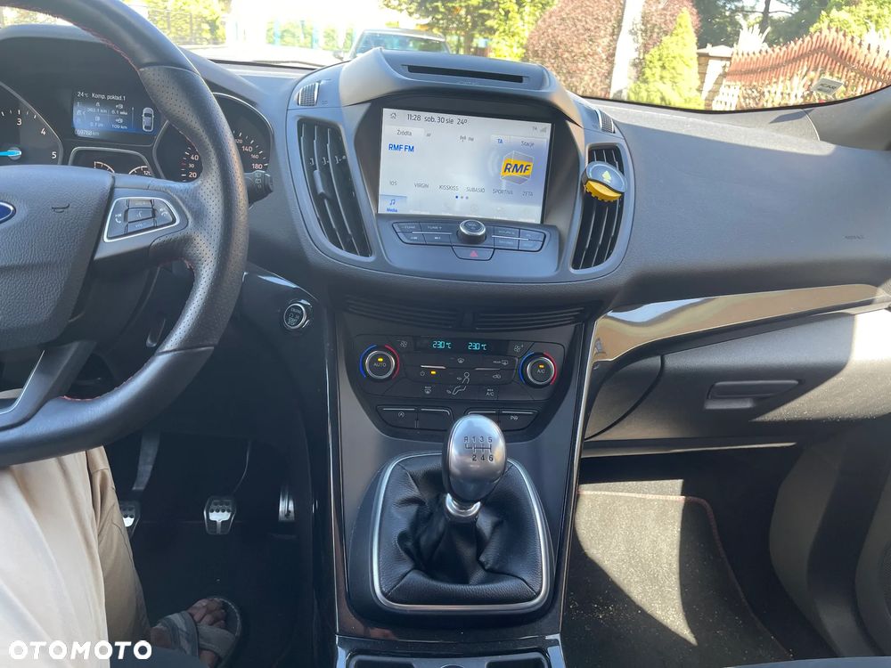 Ford Kuga 1.5 EcoBlue ST-LINE - 23