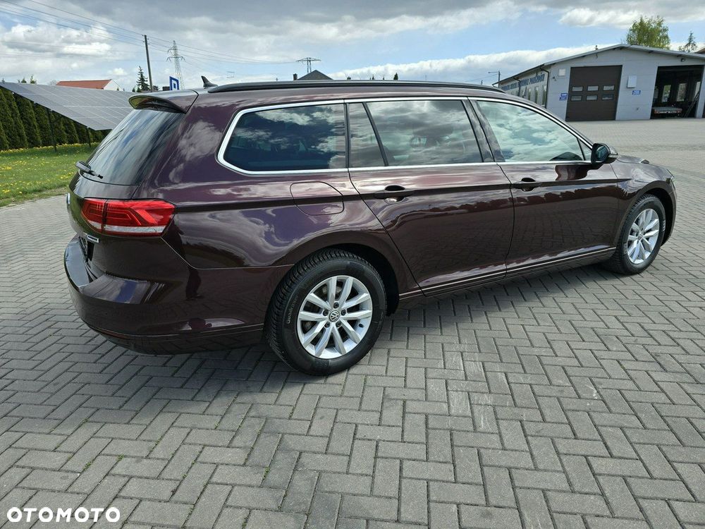 Volkswagen Passat - 9