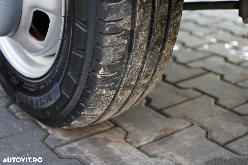 Iveco DAILY 35-160 / 4.2 M CONTAINER / LIFT / TWIN GVWR: 3500 KG / 2022 - 15