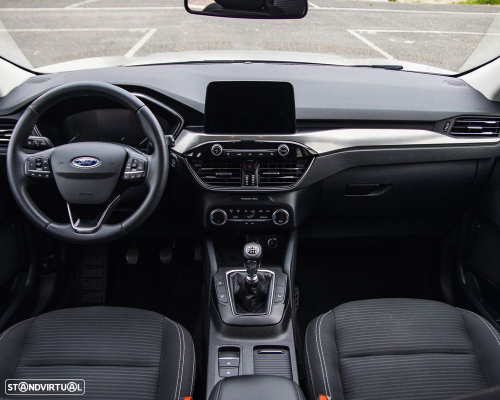 Ford Kuga 1.5 TDCi EcoBlue Titanium - 4