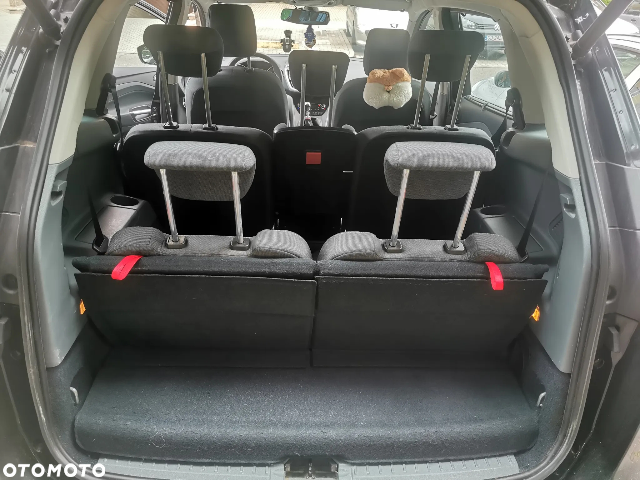 Ford Grand C-MAX 2.0 TDCi Titanium - 12