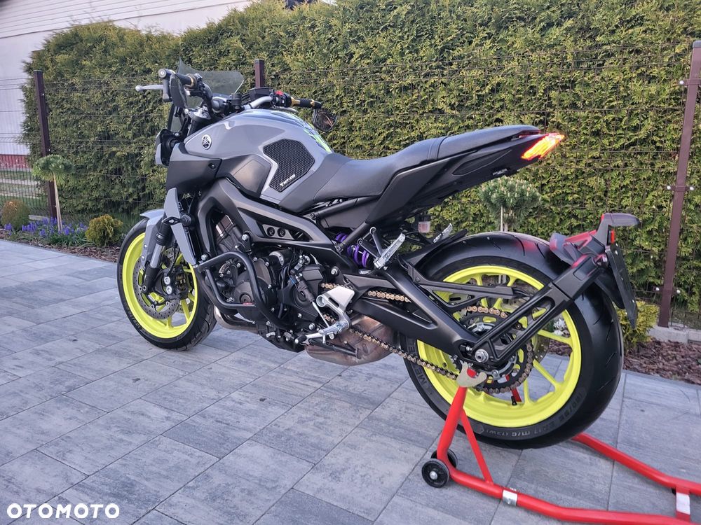Yamaha MT - 4