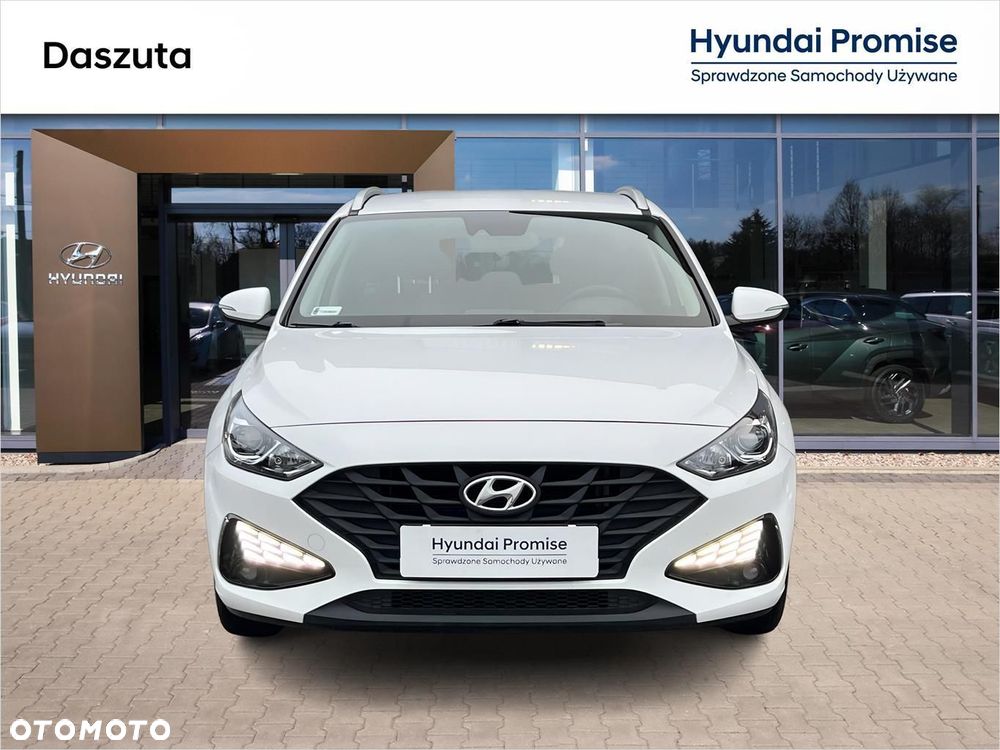 Hyundai i30 1.5 T-GDI 48V Classic + - 8