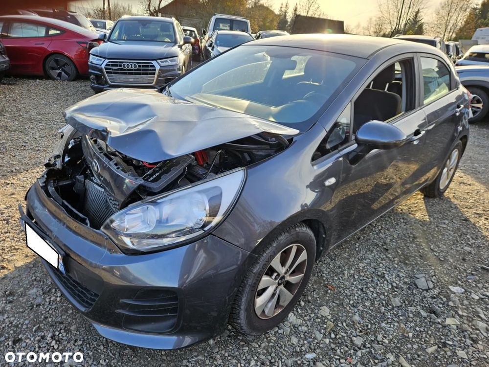 Kia Rio 1.2 Dream Team Edition - 6