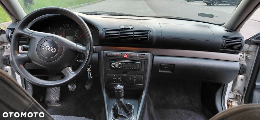 Audi A4 Avant 1.9 TDI - 11