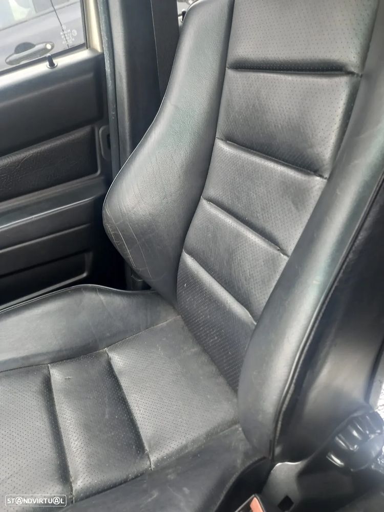 Mercedes-Benz 190 E 2.5-16 - 6