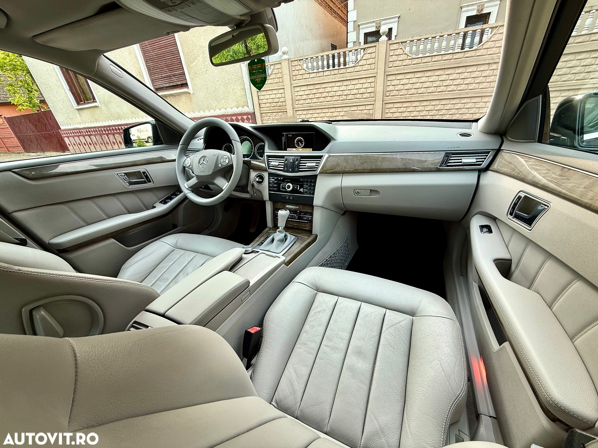 Mercedes-Benz E 220 Blue TEC BlueEFFICIENCY Edition - 7