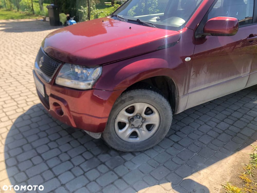 Suzuki Grand Vitara 2.0 - 1